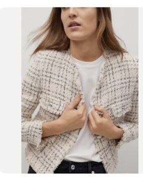 Mango Cream Bouclé Tweed Cropped Jacket with Black Check M